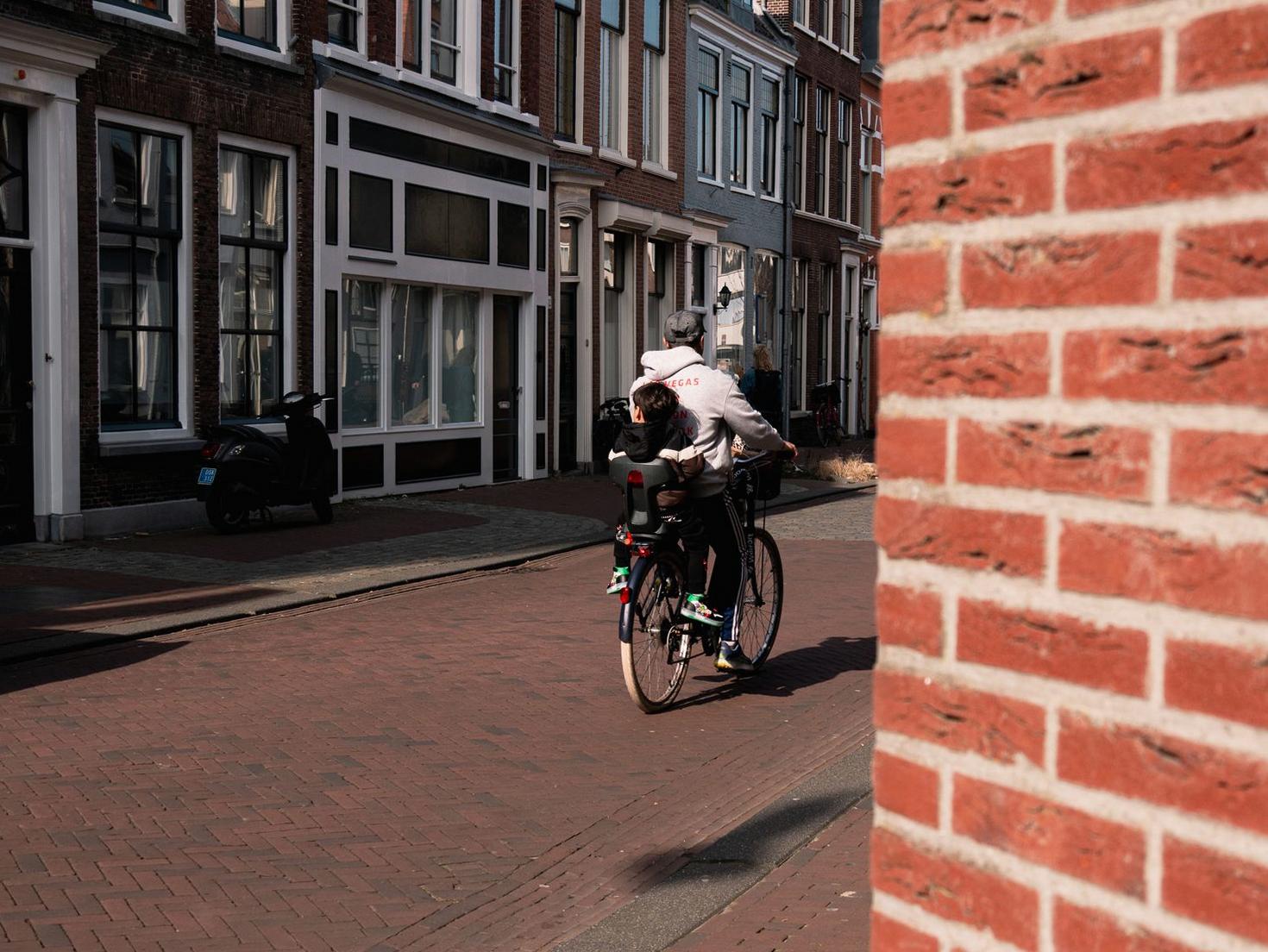 Family cycling